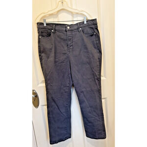 M Jeans By Maurices Sculpt Women's Size 16W Grey Mid-Rise Straight Leg Jeans